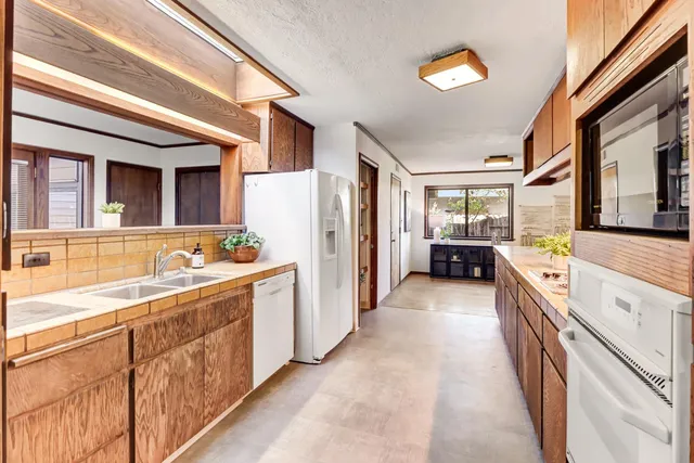 $1,200,000 | 1302 Oak Avenue, Davis, CA 95616