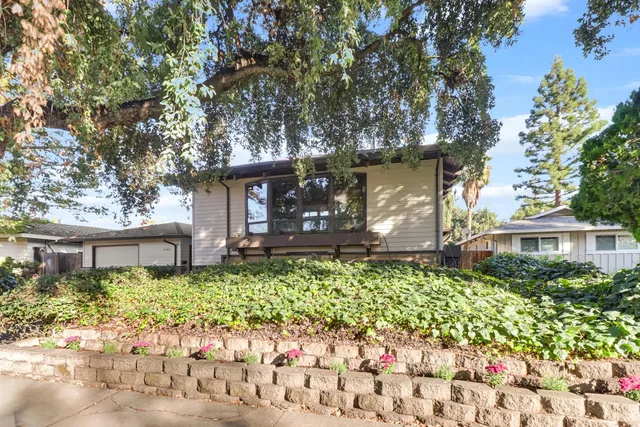 $1,200,000 | 1302 Oak Avenue, Davis, CA 95616