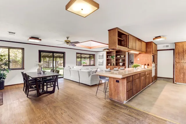 $1,200,000 | 1302 Oak Avenue, Davis, CA 95616