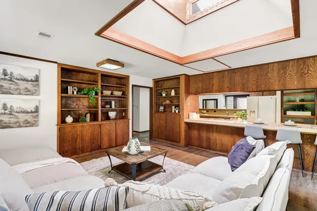 $1,200,000 | 1302 Oak Avenue, Davis, CA 95616