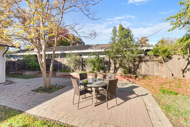 $1,200,000 | 1302 Oak Avenue, Davis, CA 95616