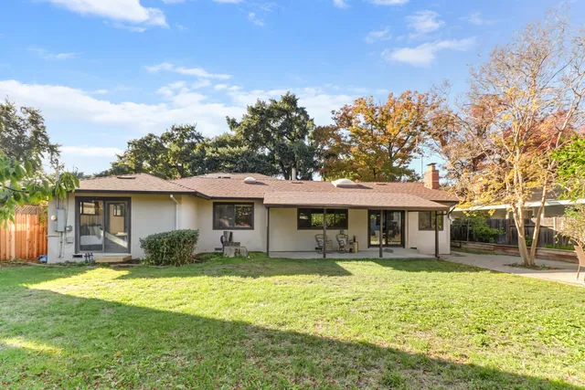 $1,200,000 | 1302 Oak Avenue, Davis, CA 95616