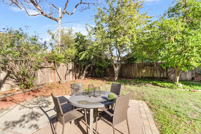 $1,200,000 | 1302 Oak Avenue, Davis, CA 95616