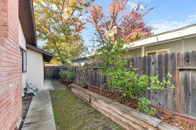 $1,200,000 | 1302 Oak Avenue, Davis, CA 95616