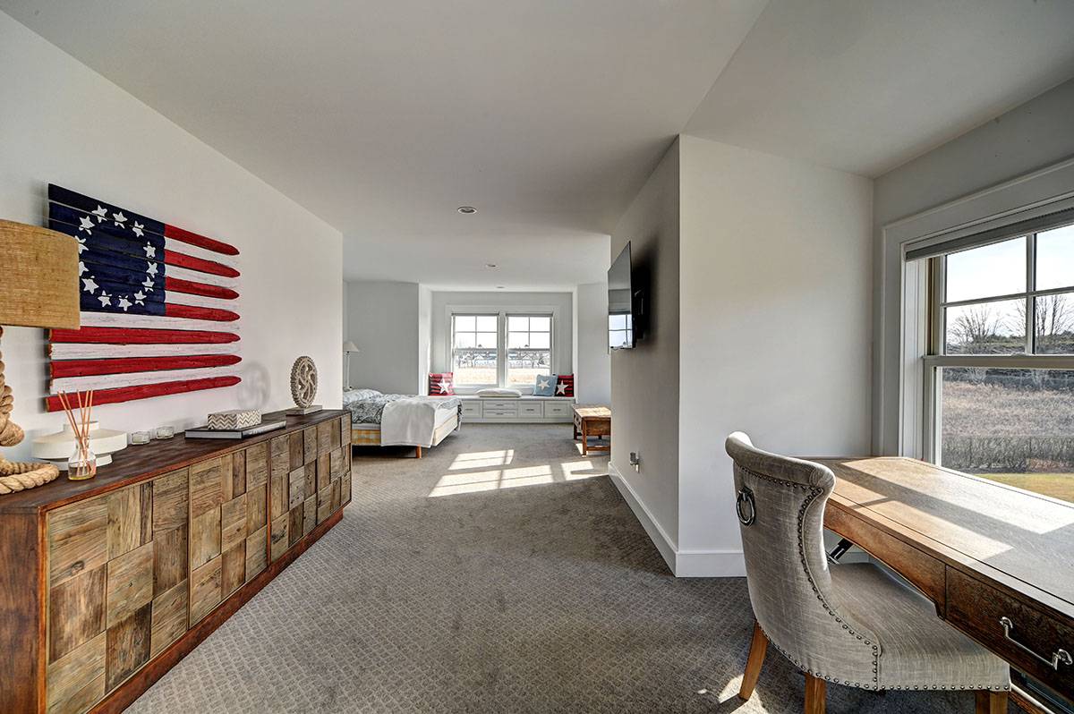 63 Newlight Lane Bridgehampton, NY 11976 - Photo 34 of 37 a very nice looking room with a large window