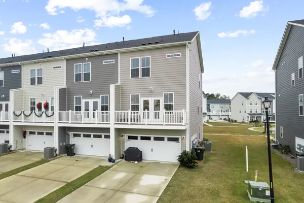 $360,000 | 829 Recess Pt Drive, Moncks Corner, SC 29461