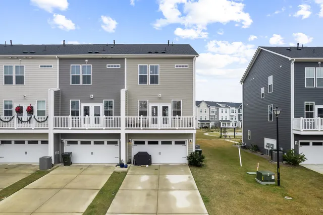 $365,000 | 829 Recess Pt Drive, Moncks Corner, SC 29461