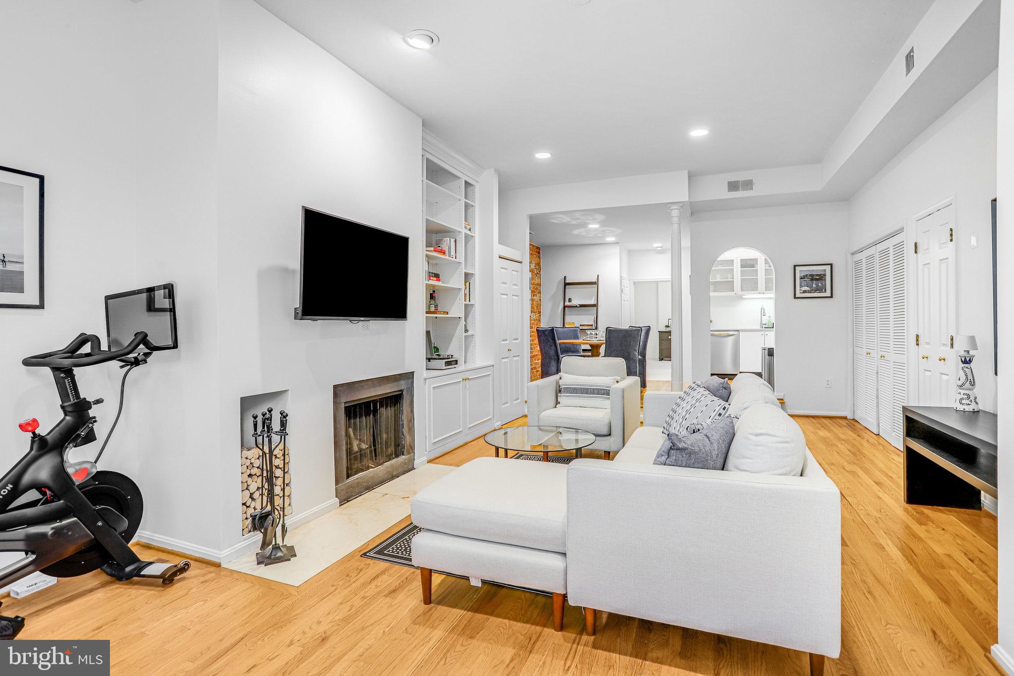 1416 21st Street Northwest, Unit 101 Washington, DC 20036 - Photo 5 of 24