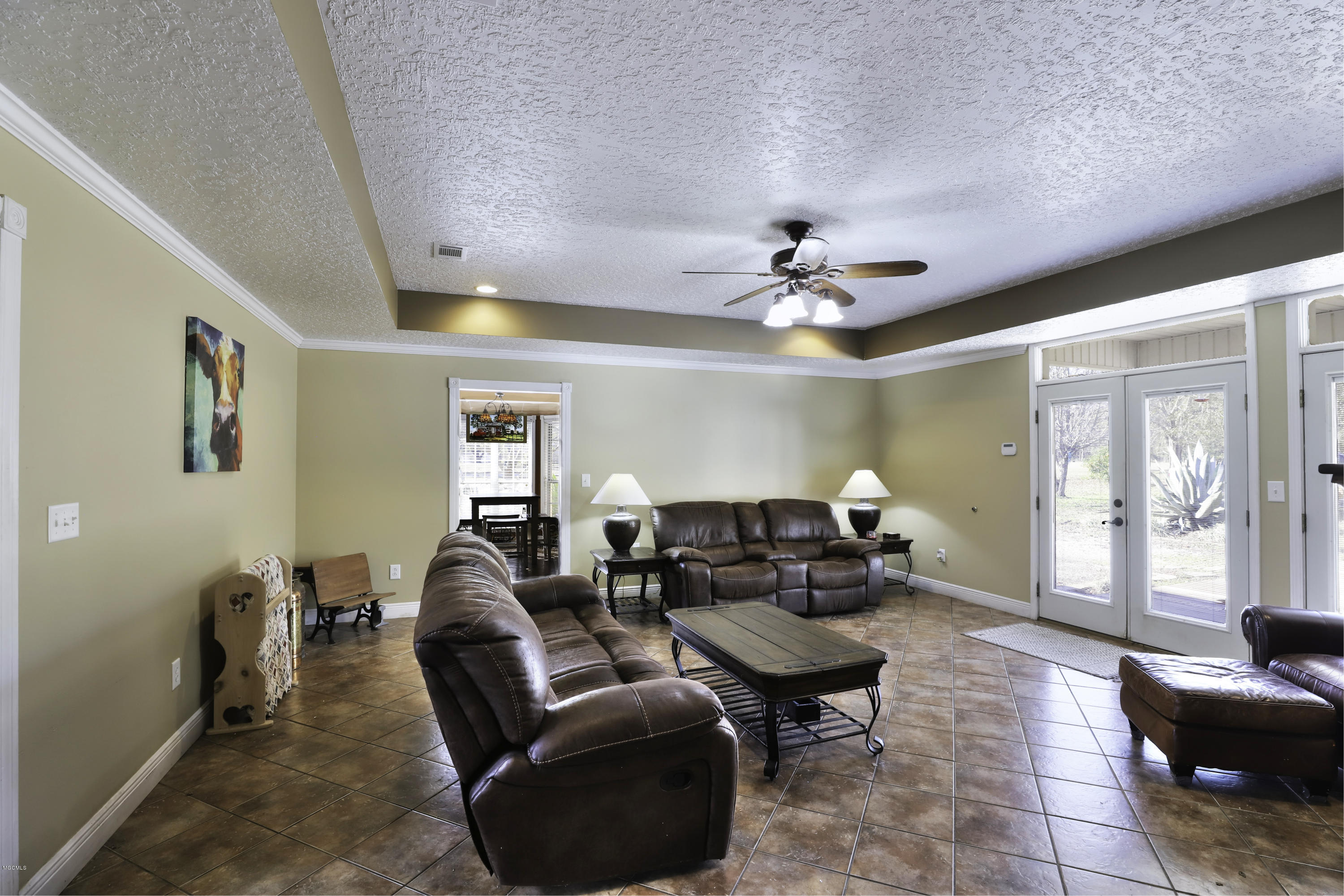 14405 Timber Ridge Drive Moss Point, MS 39562 - Photo 8 of 23 Living Room
