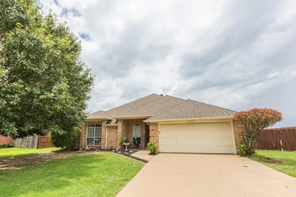 $300,000 | 6900 Jacquline Boulevard, Greenville, TX 75402