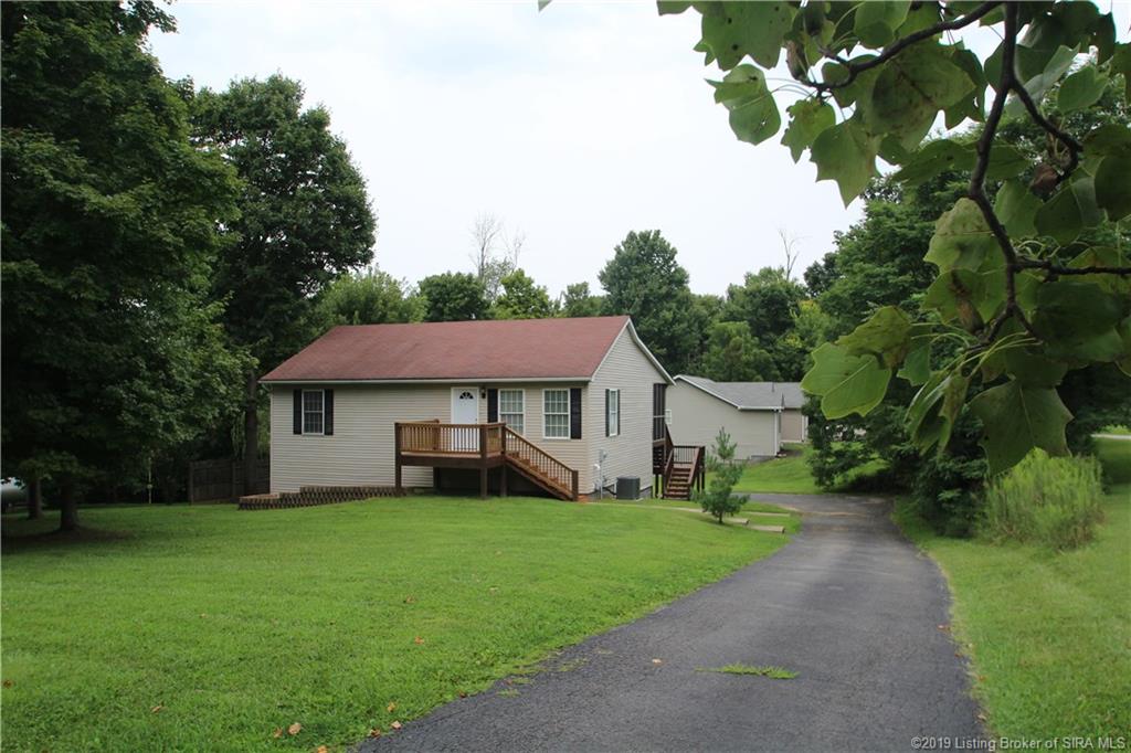1507 Lake Road Georgetown, IN 47122 - Photo 2 of 24