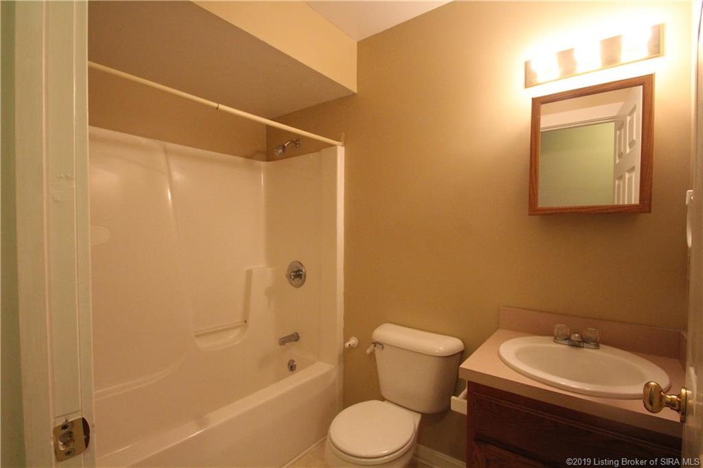 1507 Lake Road Georgetown, IN 47122 - Photo 7 of 24