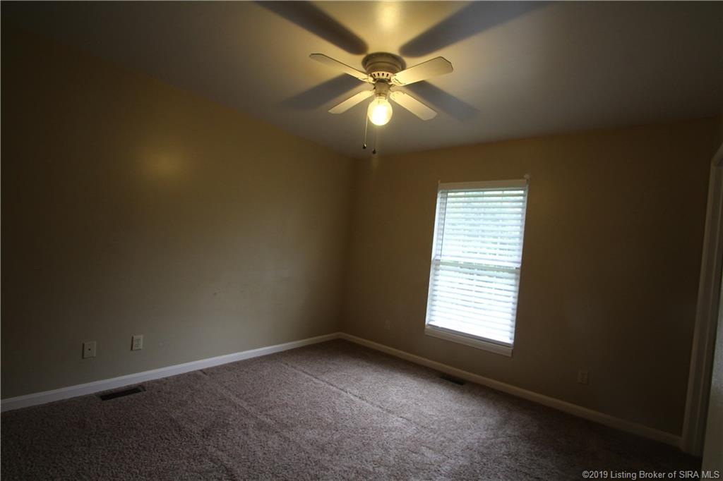 1507 Lake Road Georgetown, IN 47122 - Photo 9 of 24