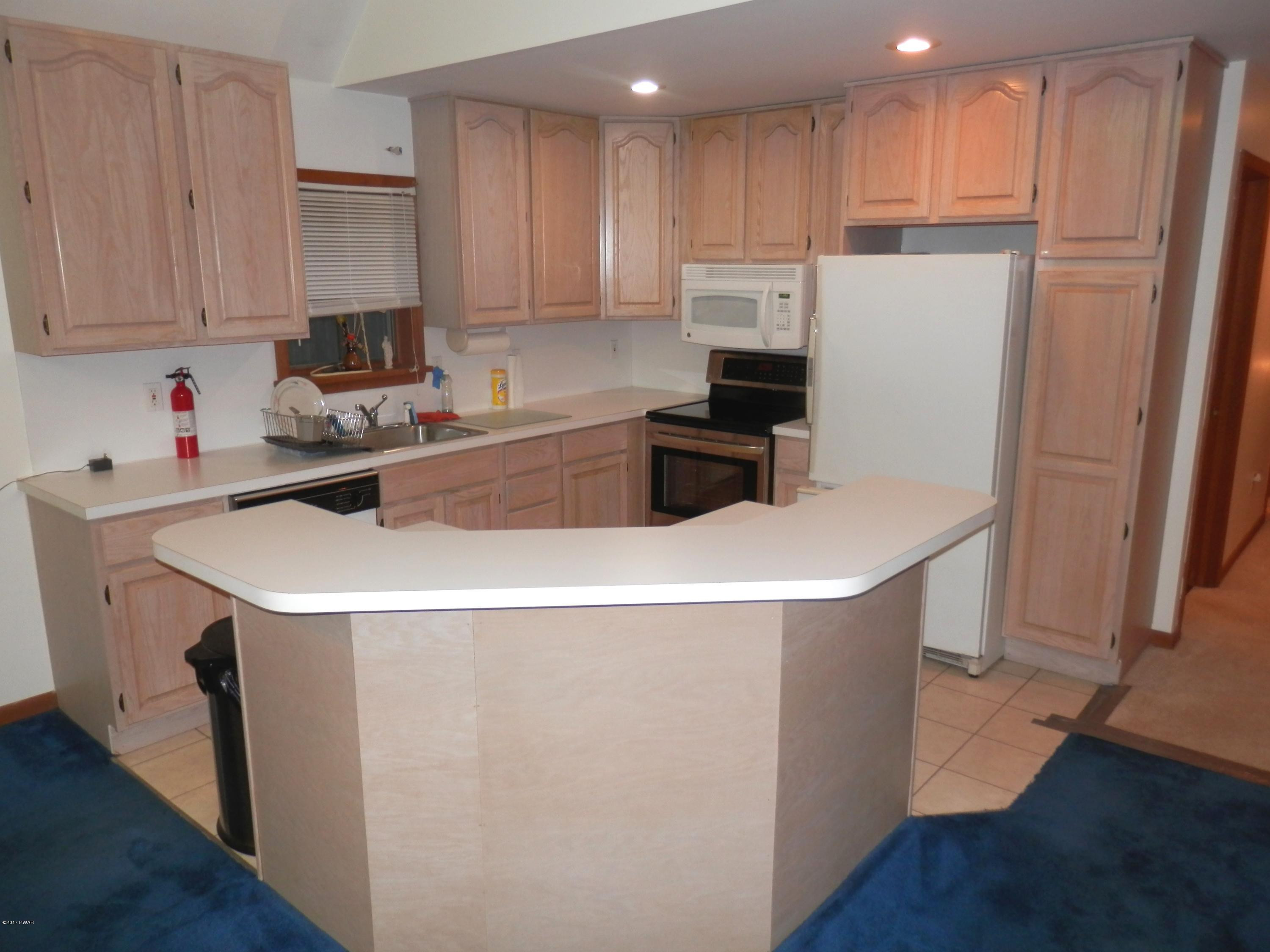 9 Ferris Road Hawley, PA 18428 - Photo 9 of 36 042