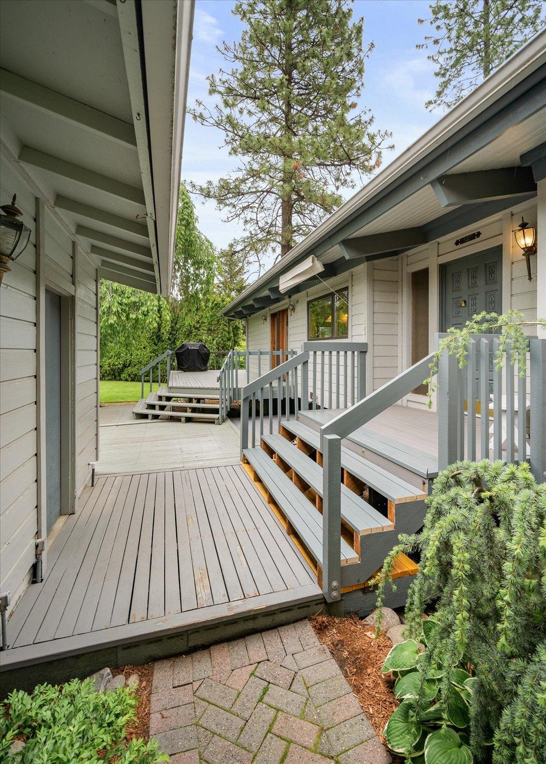 4610 North Ella Road Spokane Valley, WA 99212 - Photo 4 of 49 Gallery Image 4