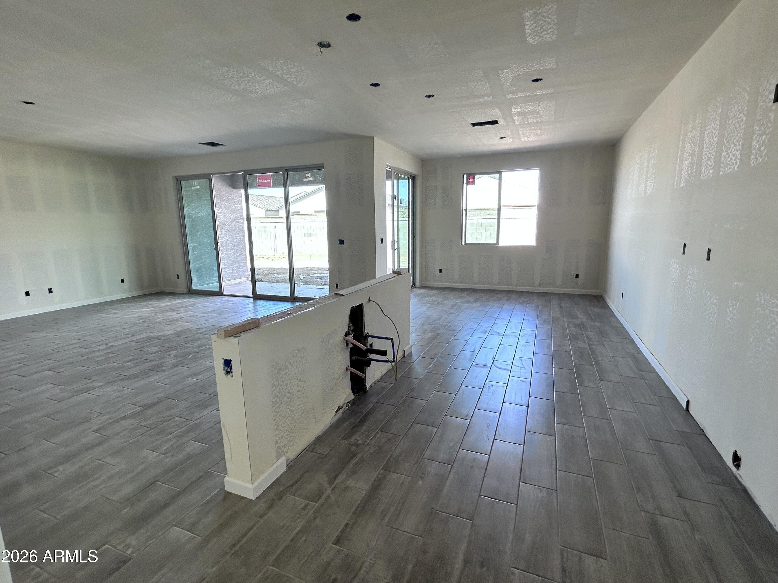2670 Homesteaders Road San Tan Valley, AZ 85140 - Photo 18 of 39 17 Kitchen