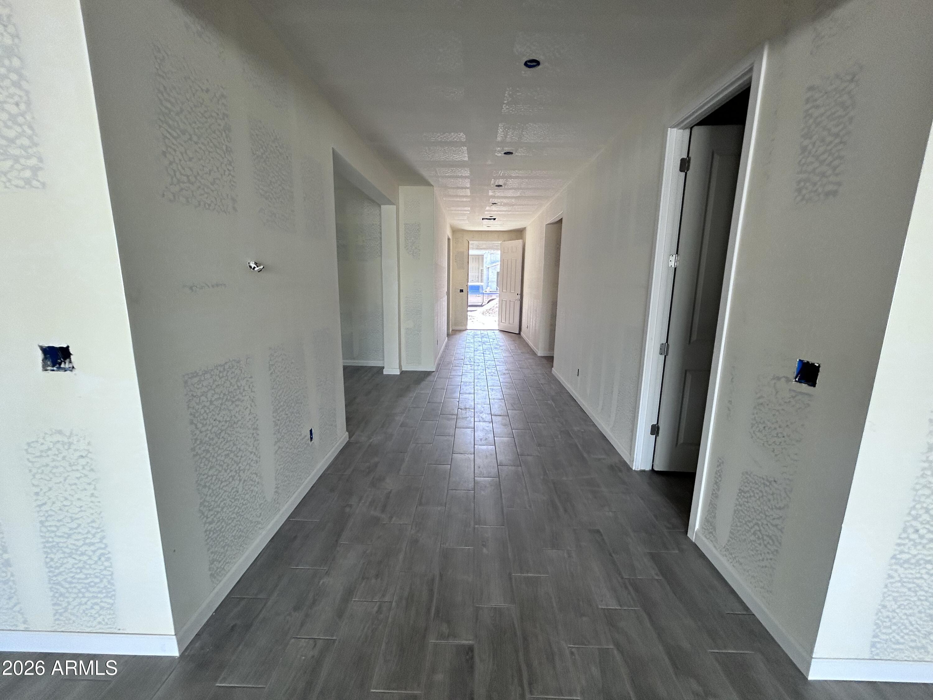 2670 Homesteaders Road San Tan Valley, AZ 85140 - Photo 25 of 39 23 Foyer