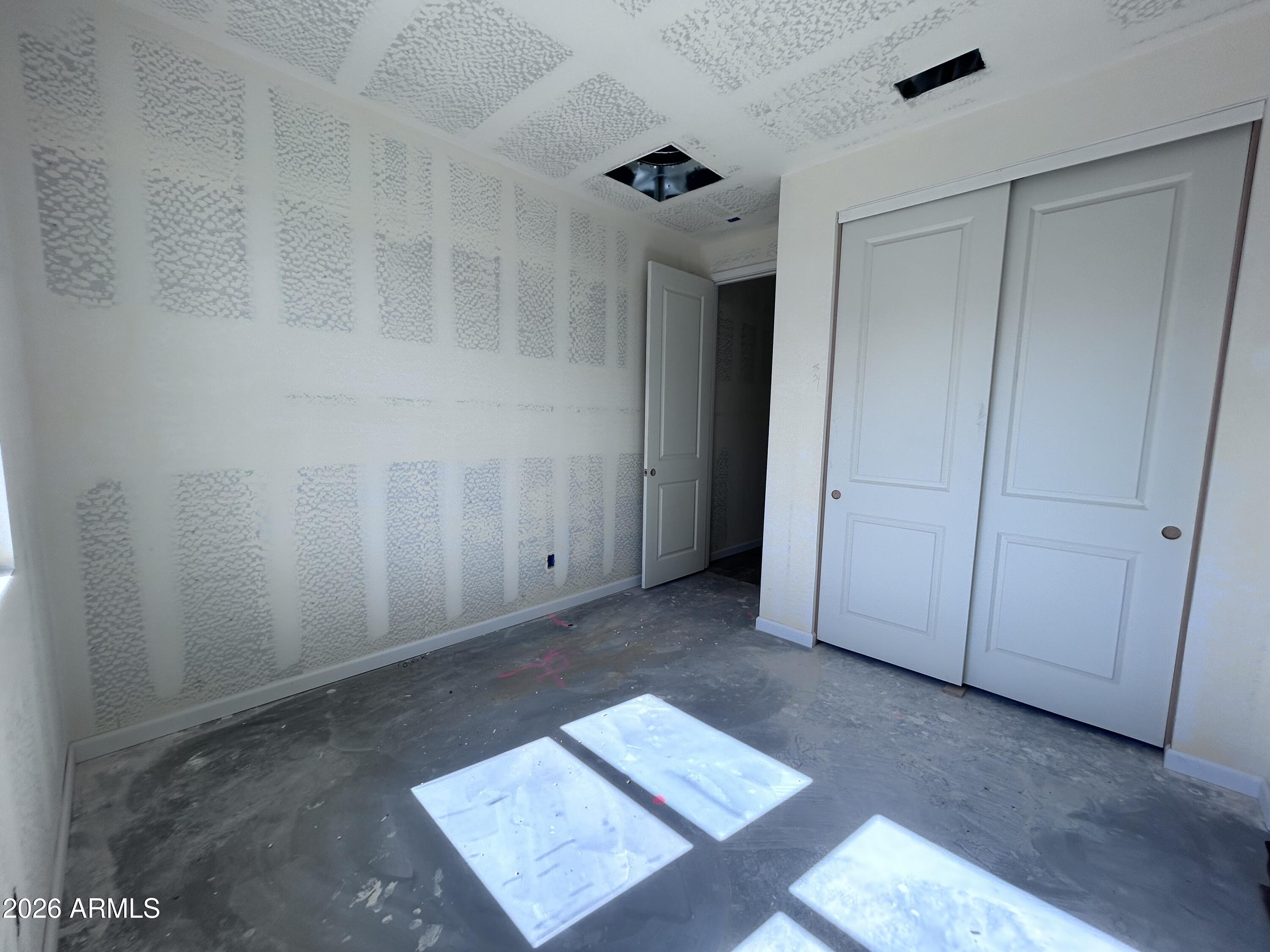 2670 Homesteaders Road San Tan Valley, AZ 85140 - Photo 6 of 39 5 Bedroom 4