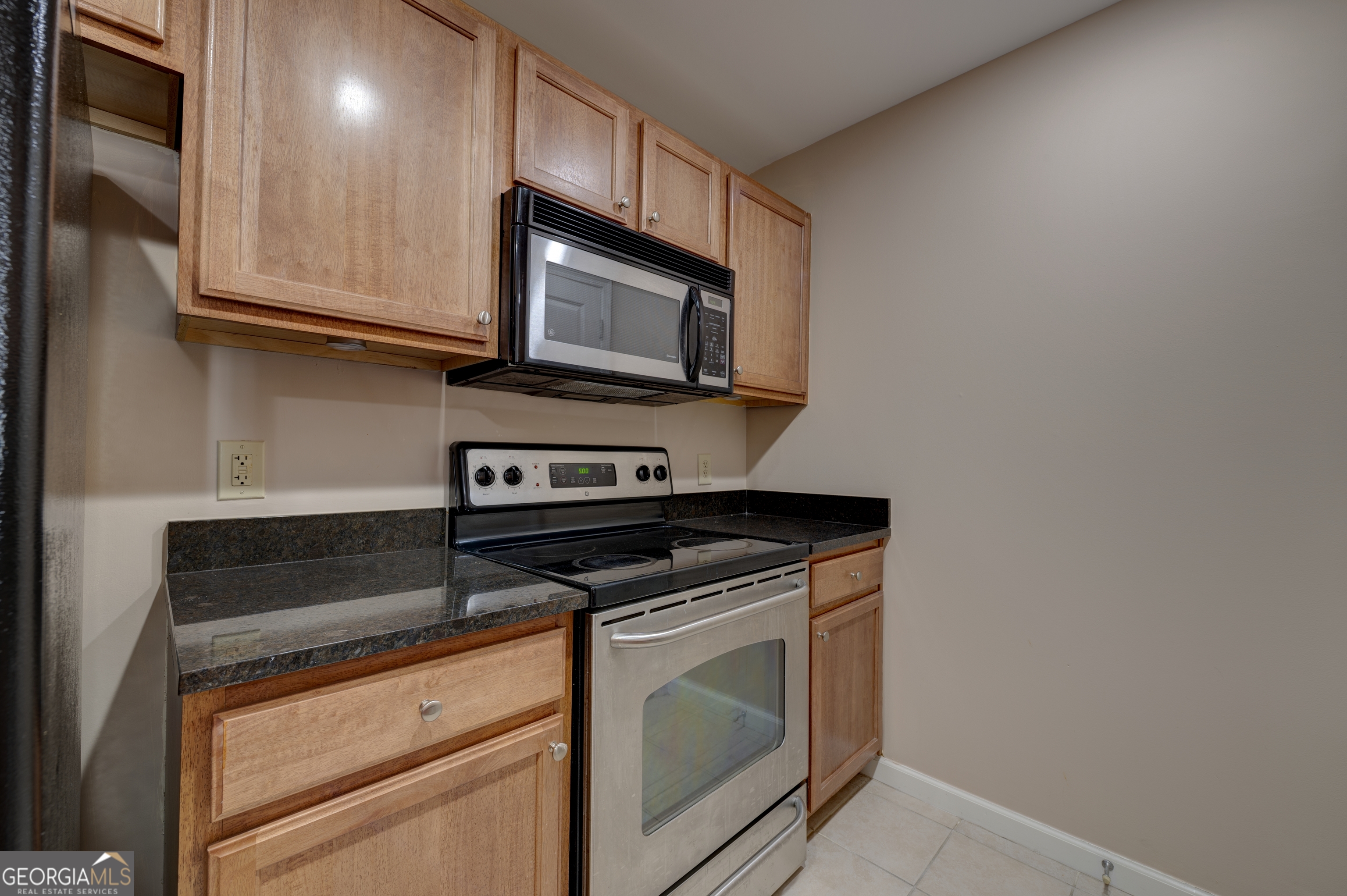 3040 Peachtree Road Northwest, Unit 813 Atlanta, GA 30305 - Photo 7 of 28
