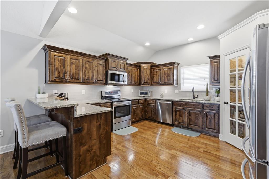 16640 Ruby Way Basehor, KS 66007 - Photo 11 of 31