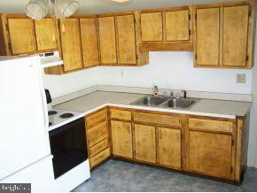 121 Jericho Road Tuckerton, NJ 08087 - Photo 2 of 15 Gallery Image 2