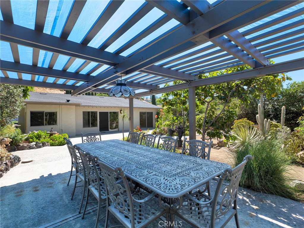 11549 Baird Avenue Porter Ranch, CA 91326 - Photo 30 of 39