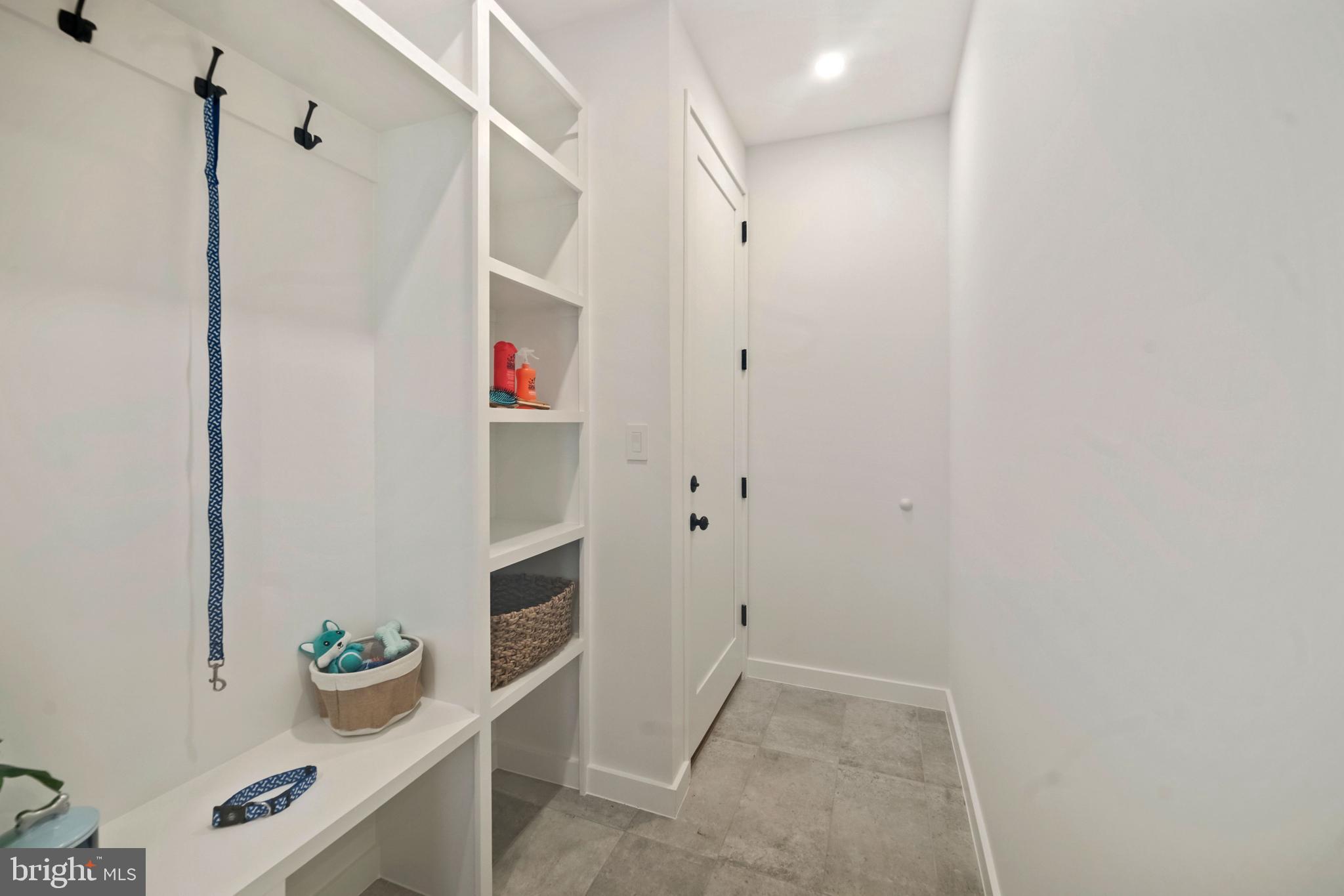 8704 Ewing Drive Bethesda, MD 20817 - Photo 15 of 58