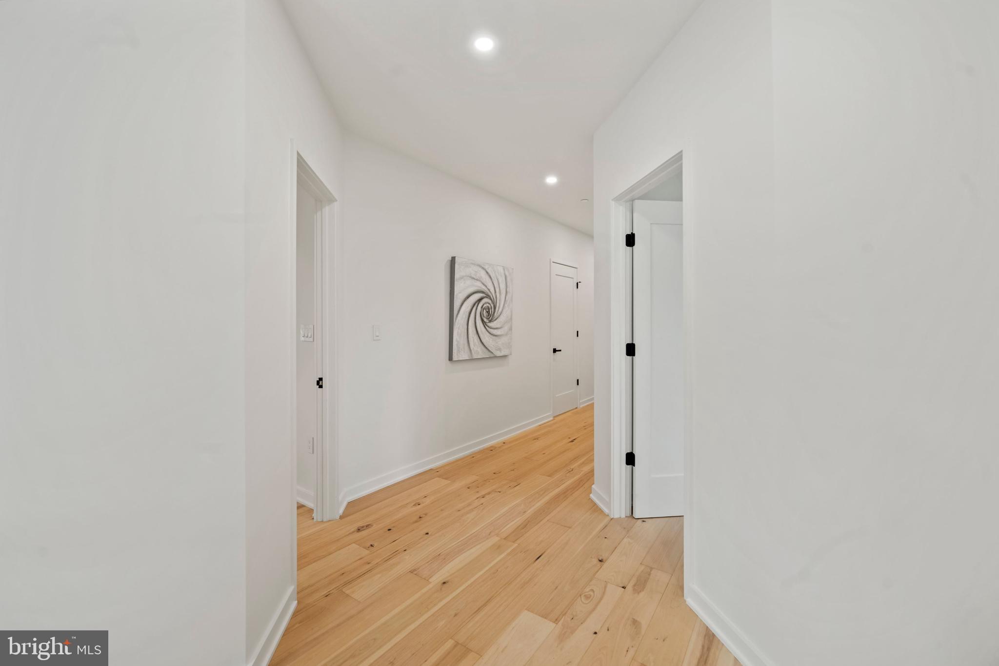 8704 Ewing Drive Bethesda, MD 20817 - Photo 18 of 58