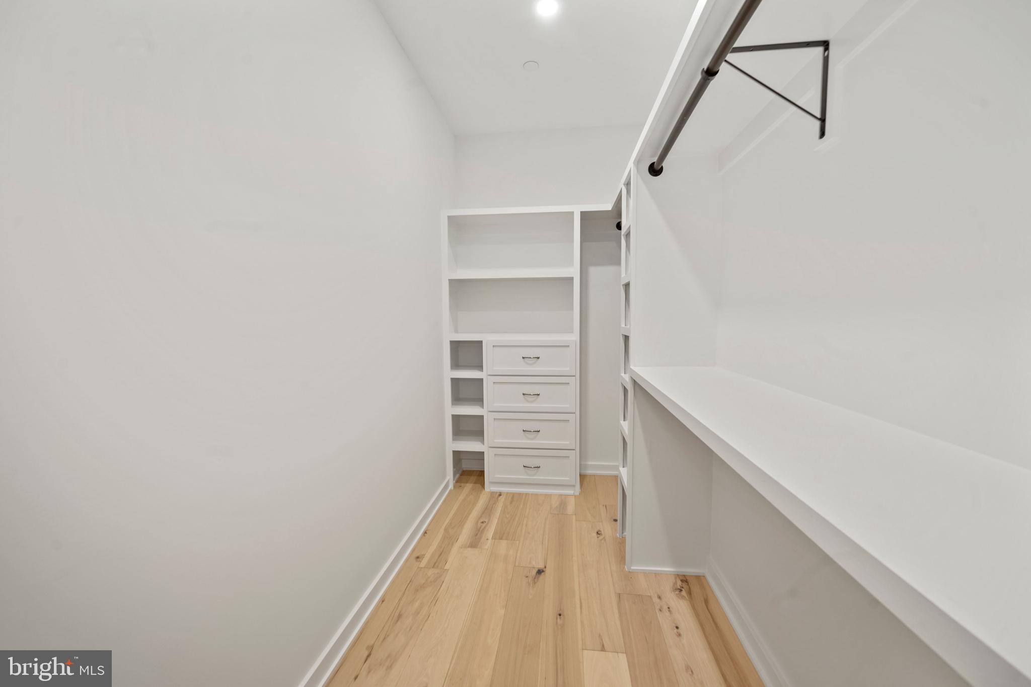 8704 Ewing Drive Bethesda, MD 20817 - Photo 26 of 58