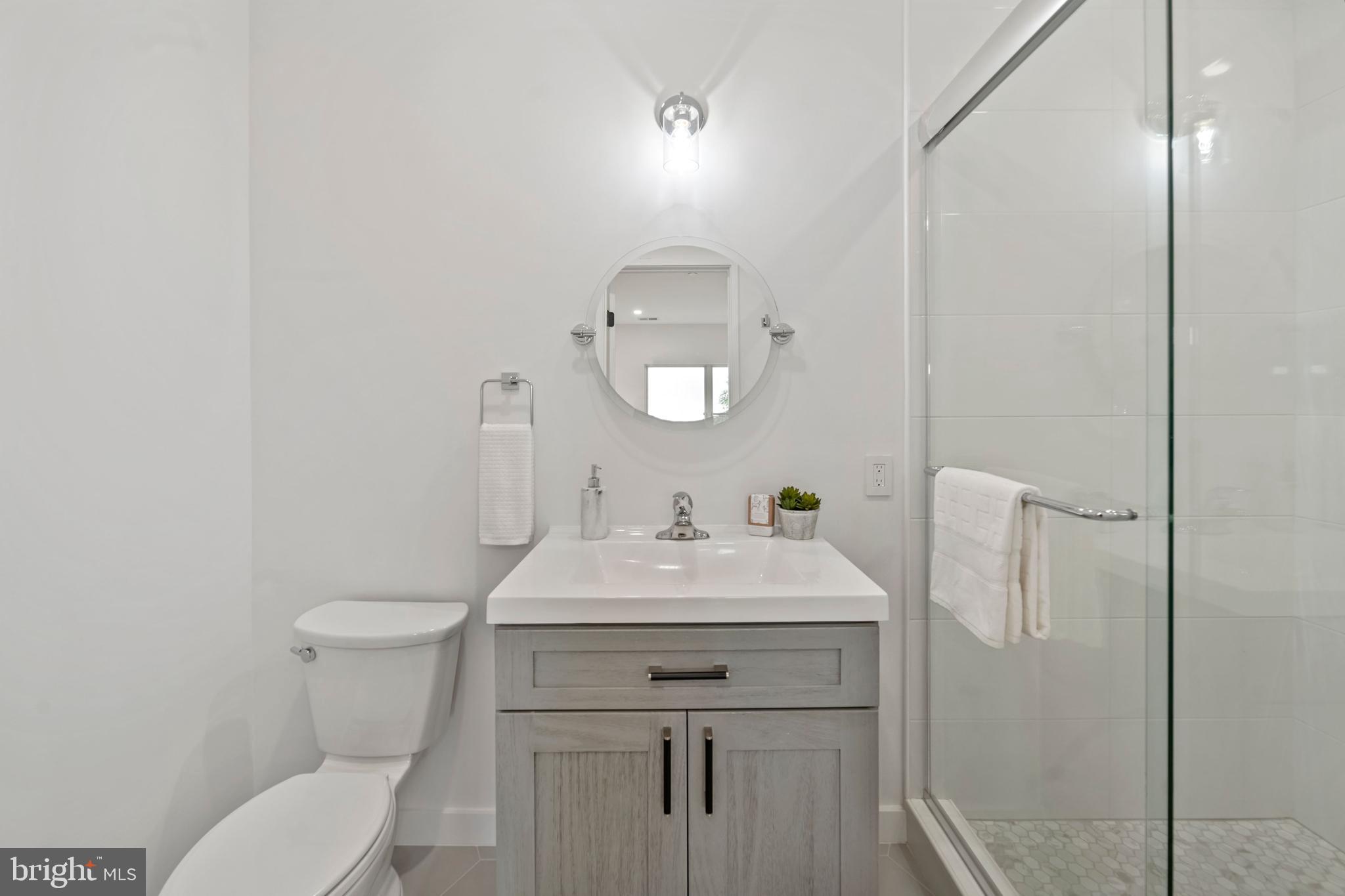 8704 Ewing Drive Bethesda, MD 20817 - Photo 34 of 58