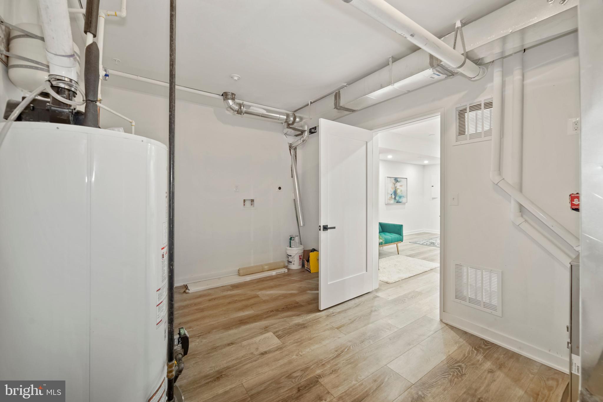 8704 Ewing Drive Bethesda, MD 20817 - Photo 47 of 58