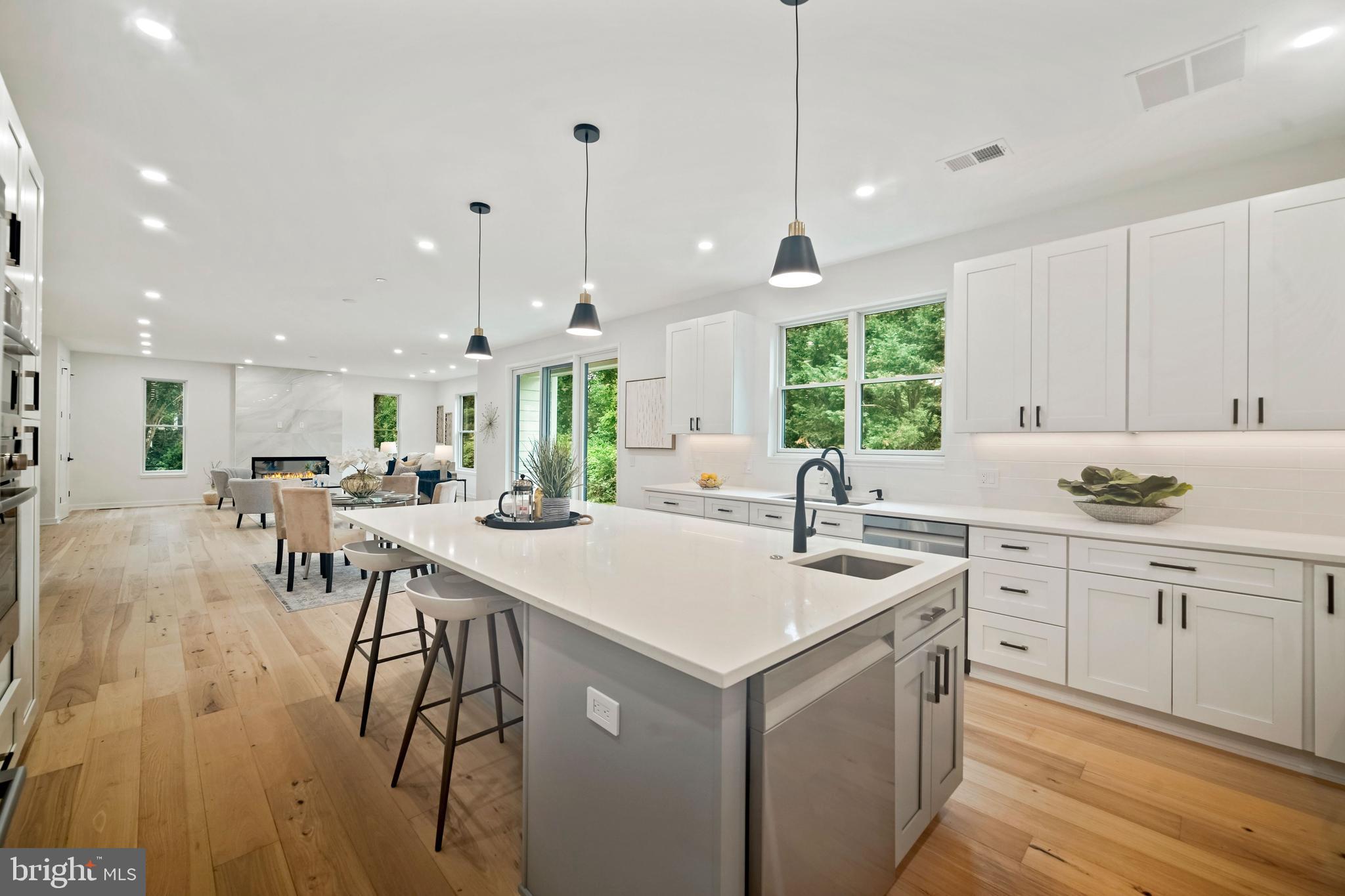 8704 Ewing Drive Bethesda, MD 20817 - Photo 10 of 58