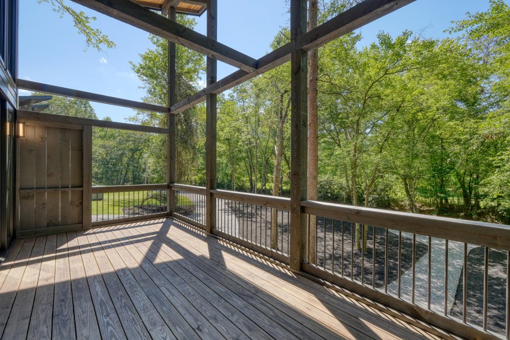 500 Williamstown Road Mineral Bluff, GA 30559 - Photo 50 of 71 Guest House Porch