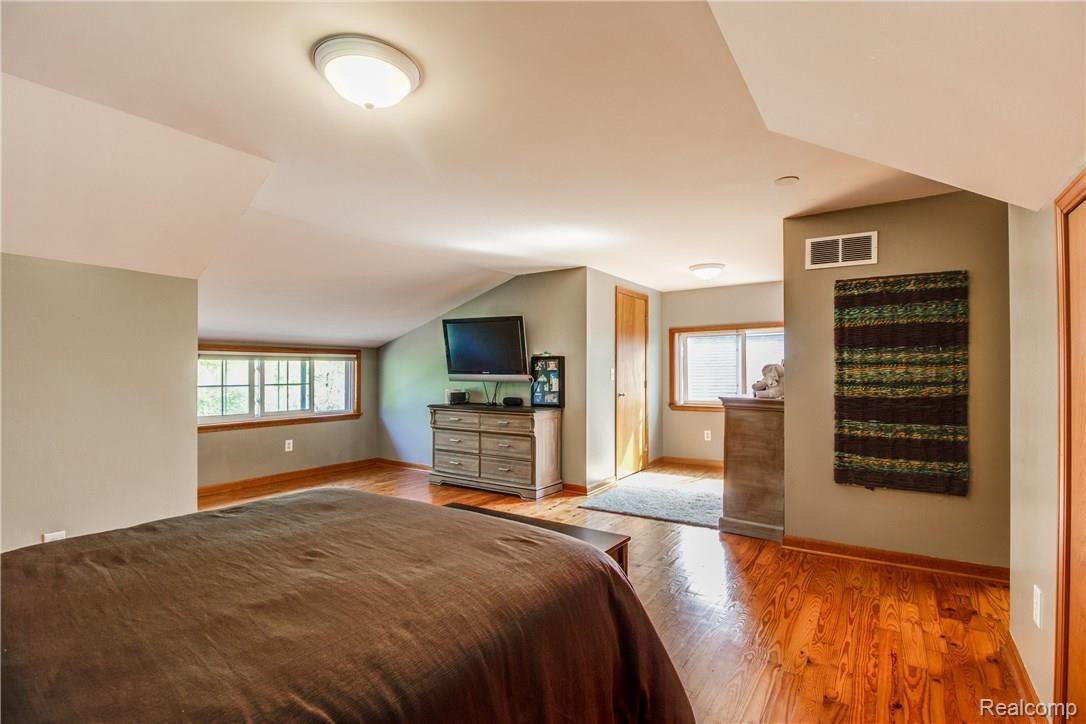 82 Wellesley Drive Pleasant Ridge, MI 48069 - Photo 29 of 45 Interiors (18 of 31).jpg