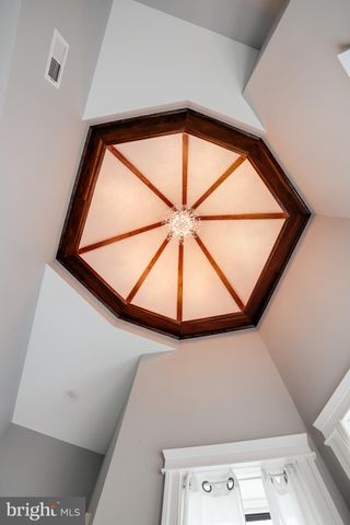 $1,200,000 | 2011 1st Street Northwest, Washington, DC 20001