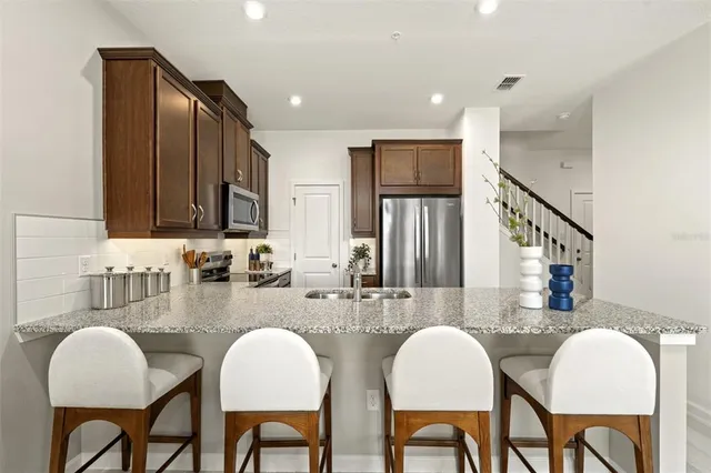 $430,990 | 9868 Walkway Drive, Orlando, FL 32832