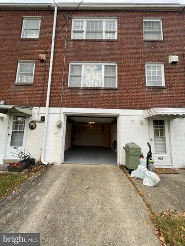 $2,000 | 435 Sycamore Road, Reading, PA 19611