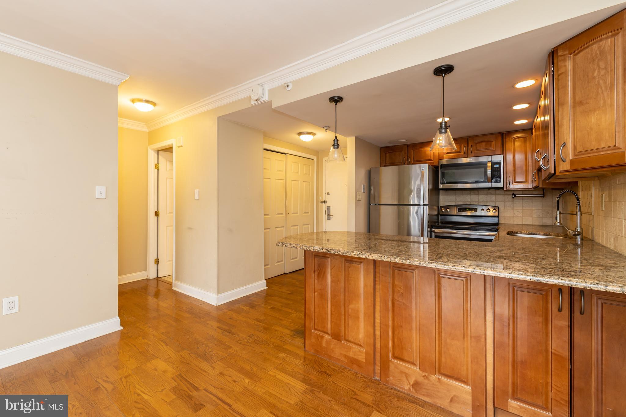 2001 Hamilton Street, Unit 1626 Philadelphia, PA 19130 - Photo 2 of 19 Kitchen