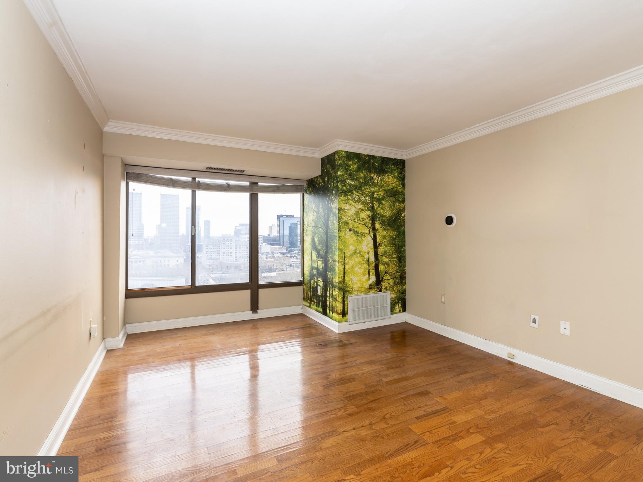 2001 Hamilton Street, Unit 1626 Philadelphia, PA 19130 - Photo 7 of 19 Living Room