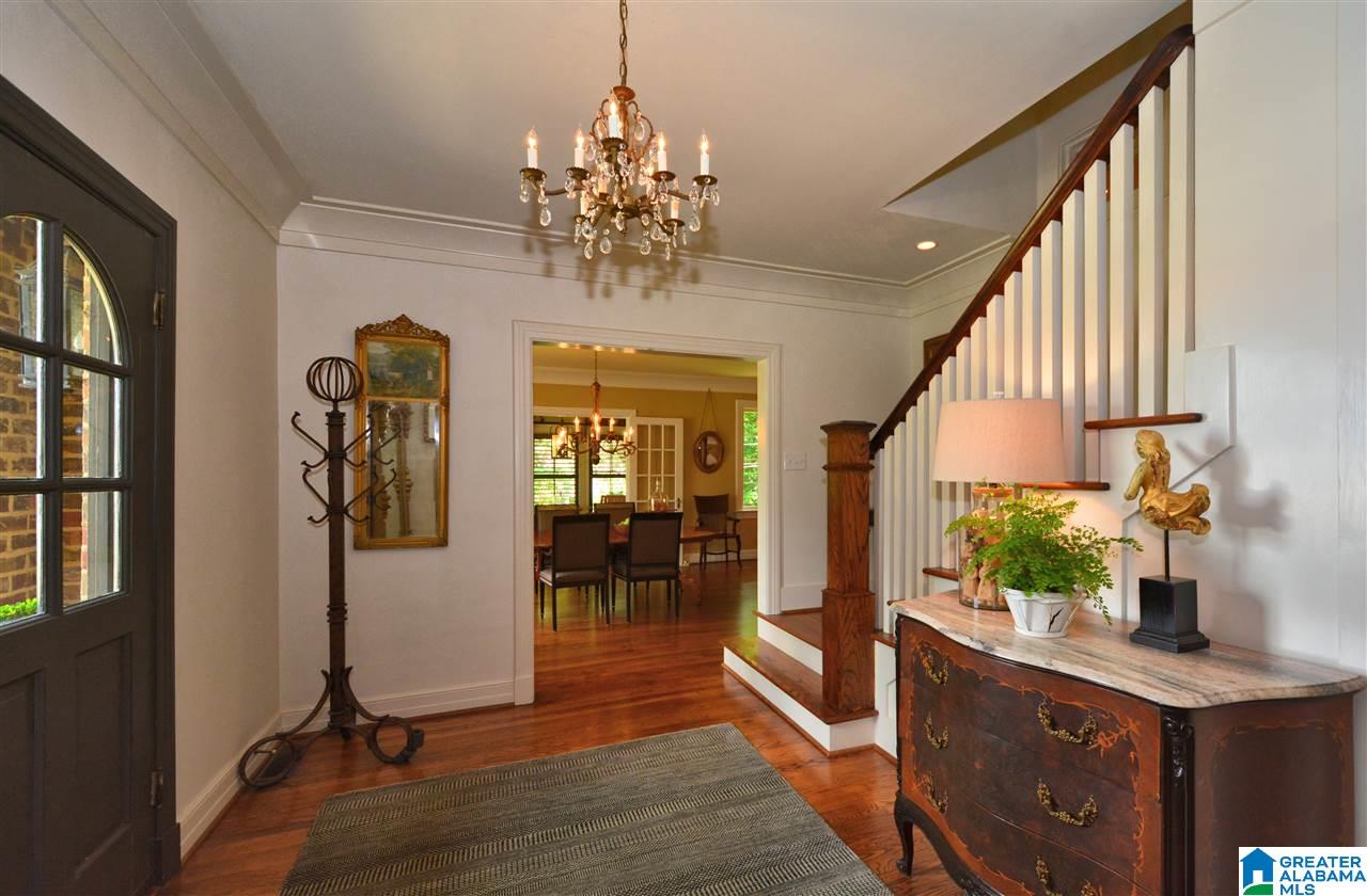 1081 Shades Crest Road Birmingham, AL 35226 - Photo 4 of 50