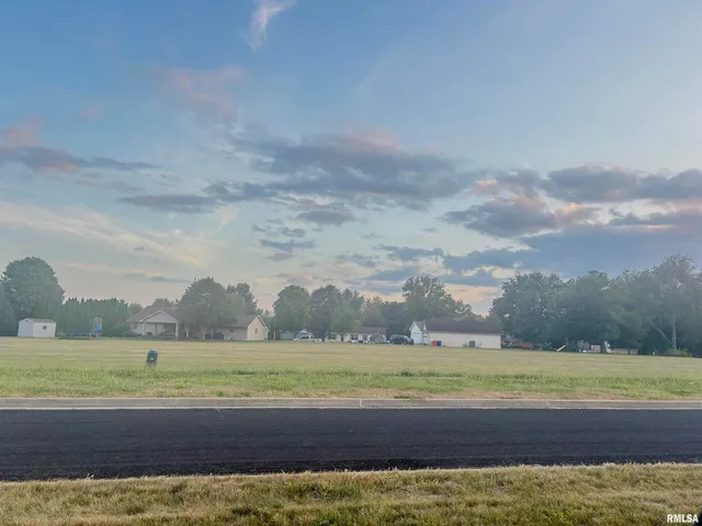 $31,000 | Lot 83 Hurff Drive, Elmwood, IL 61529