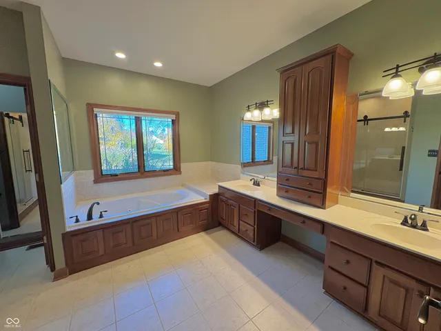 $1,095,600 | 5213 Rocklane Road, Greenwood, IN 46143