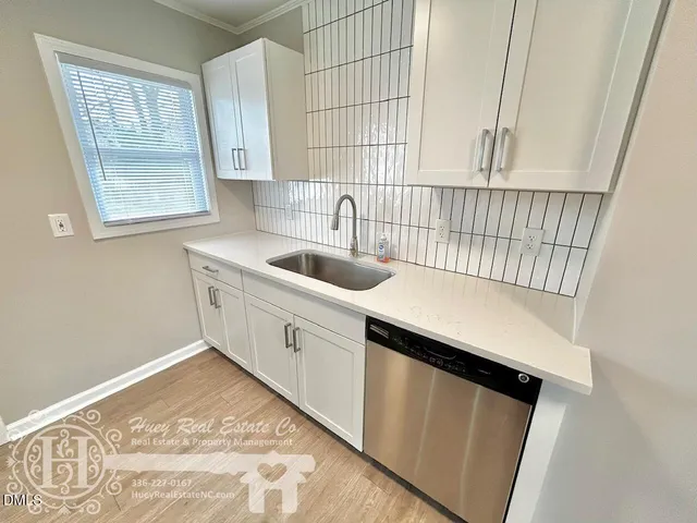 $1,200 | 407 Laurel Hill Drive, Burlington, NC 27215