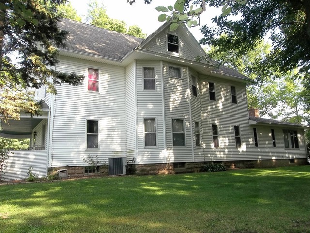 31599 Penrose Road Sterling, IL 61081 - Photo 3 of 22
