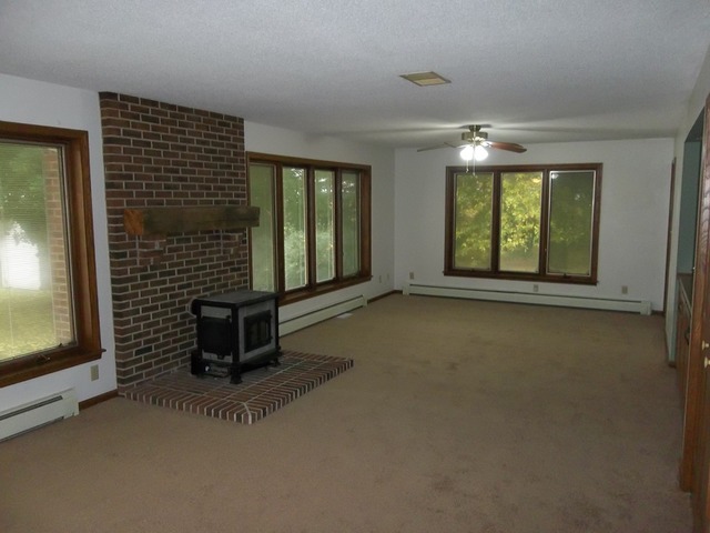 31599 Penrose Road Sterling, IL 61081 - Photo 10 of 22