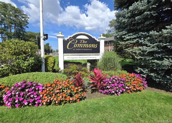 $264,999 | 265 Edmunton Drive, Unit I 12, North Babylon, NY 11703