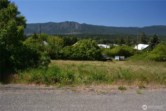 $299,000 | 3-4 West 6th Street, Cle Elum, WA 98922