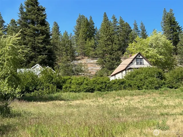 $299,000 | 3-4 West 6th Street, Cle Elum, WA 98922