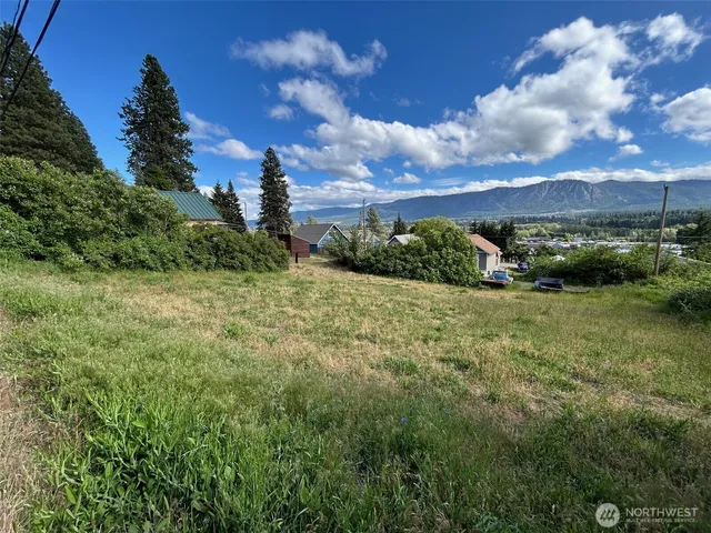 $299,000 | 3-4 West 6th Street, Cle Elum, WA 98922