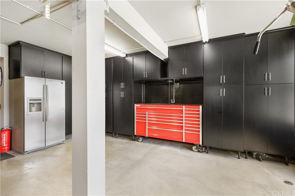 1865 Duncan Way Corona, CA 92881 - Photo 31 of 46 Other side of 3-Car Garage